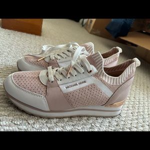 Michael Kors 7.5 Lady sneakers. Hardly worn